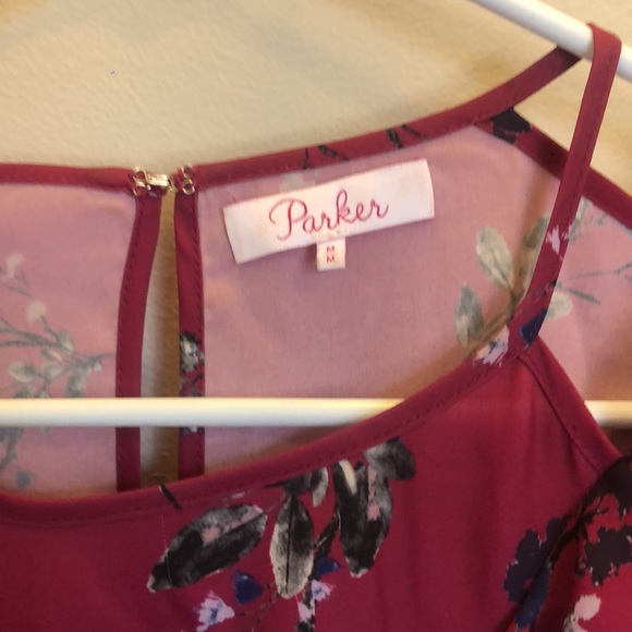 Adorable magenta coloured Parker blouse - Picture 2 of 4